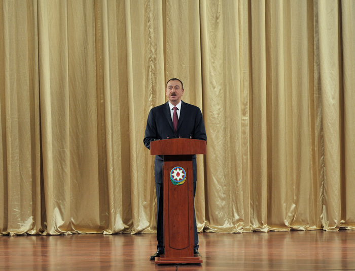 Президент Ильхам Алиев: Сильный Азербайджан сегодня играет стабилизирующую роль для региона (ФОТО)