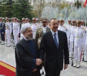 В Тегеране состоялась официальная церемония встречи Президента Азербайджана Ильхама Алиева  (ФОТО)