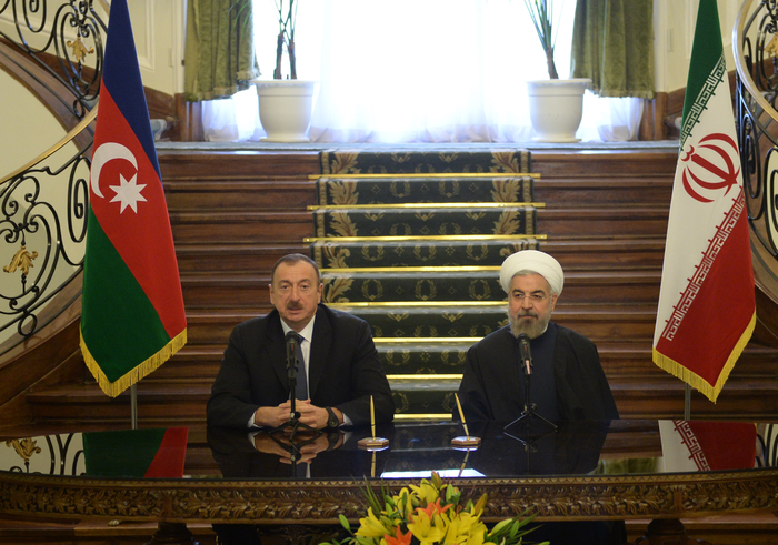 Президент Ильхам Алиев: Имеются прекрасные возможности для успешного развития связей между Азербайджаном и Ираном во всех сферах (ФОТО)
