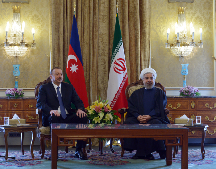 Azerbaijani and Iranian presidents meet face-to-face