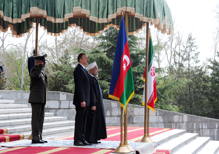 В Тегеране состоялась официальная церемония встречи Президента Азербайджана Ильхама Алиева  (ФОТО)