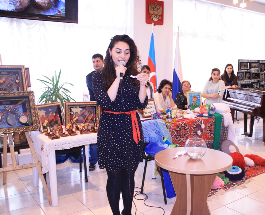 В Баку открылся традиционный благотворительный Пасхальный базар (ФОТО)
