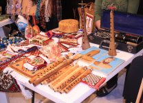 В Баку открылся традиционный благотворительный Пасхальный базар (ФОТО)