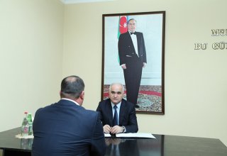 Министр экономики и промышленности Азербайджана принял граждан в Сиязане(ФОТО)