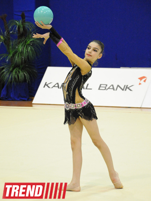 В столице состоялось 21-е первенство Баку по художественной гимнастике (ФОТО)