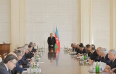 Президент Ильхам Алиев:  Внешняя политика Азербайджана открыта, принципиальна, опирается на международное право и справедливость (ФОТО)