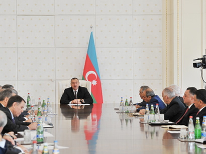 Под председательством Президента Азербайджана состоялось заседание Кабинета Министров, посвященное итогам социально-экономического развития в первом квартале 2014 года(ФОТО)