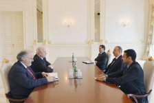 Azerbaijani president receives former French FM