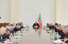 Президент Ильхам Алиев: Азербайджан сумел сохранить динамичные темпы развития (ФОТО)