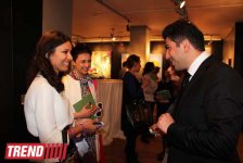В Баку открылась выставка Бутуная Хагвердиева "Crossing" - реальный и ирреальный миры (ФОТО)