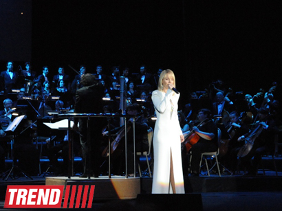 Валерия отметила день рождения в Баку грандиозным сольным концертом (ФОТО)