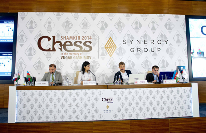Первый ход племянницы Вугара Гашимова - фоторепортаж с "Shamkir Chess 2014"
