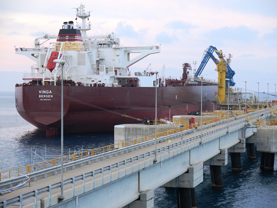 Tankers carrying oil delivered by BTC pipeline shipped from Turkey (PHOTO)