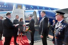Президент Азербайджана прибыл в Чехию с рабочим визитом (ФОТО)