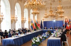 Президент Азербайджана принял участие в очередном саммите "Восточного партнерства" (ФОТО)