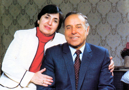 Исполняется 91 год со дня рождения выдающегося азербайджанского ученого-офтальмолога, академика Зарифы Алиевой (ФОТО)