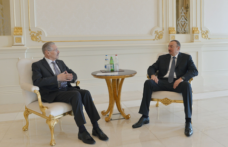 Azerbaijani President held a number of meetings (UPDATE 3) (PHOTO)