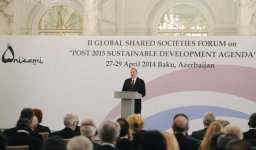 Президент Ильхам Алиев: Сегодня Азербайджан является страной со своей собственной позицией, которая основана на справедливости и международном праве (версия 3) (ФОТО)
