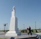 Президент Азербайджана прибыл в Агдашский район (ФОТО)