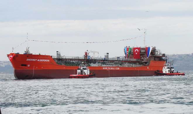 "Palmali" şirkəti suya yeni tanker buraxıb (FOTO)