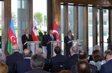 Prezident İlham Əliyev: Tbilisidə sərgilənən birlik dünya miqyasında unikal xarakter daşıyır (FOTO)