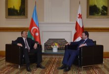 İlham Əliyev Gürcüstanın Baş naziri ilə görüşüb