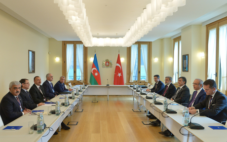 В Тбилиси состоялась встреча президентов Азербайджана и Турции
