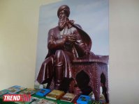 В Баку прошло научное мероприятие, посвященное туркменскому поэту и философу Махтумкули Фраги (ФОТО)