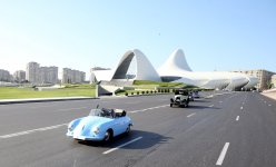 В Баку состоялся пробег классических автомобилей, посвященный 91-й годовщине со дня рождения общенационального лидера Гейдара Алиева (ФОТО)