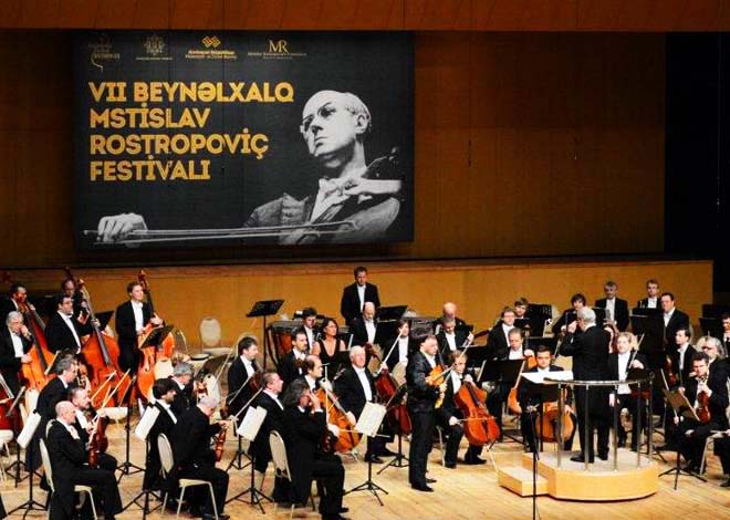 Незабываемый праздник классической музыки на сцене Дворца Гейдара Алиева (ФОТО)