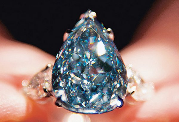 В Бельгии продали один из крупнейших в мире алмазов за $40 млн