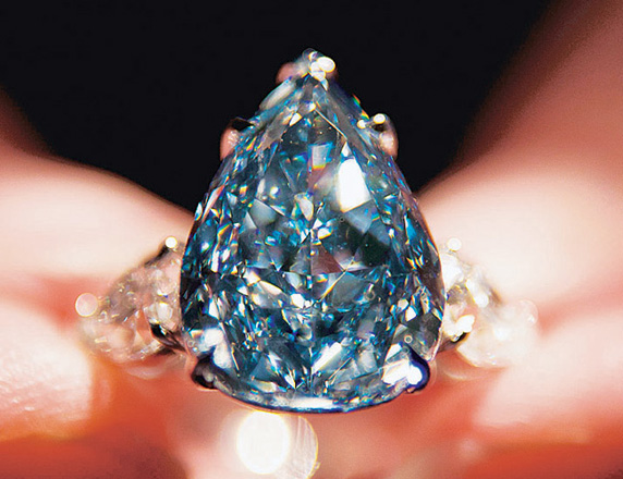 Flawless blue diamond sells for $24 million at Geneva auction