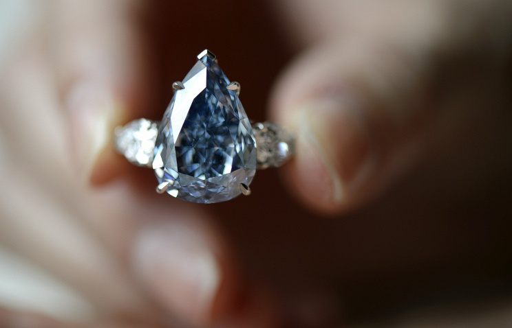ОАЭ предложили Якутии проводить аукцион алмазов в Дубае