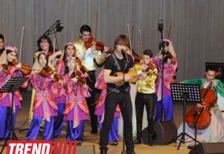 В Центре Гейдара Алиева состоялся сказочный концерт Александра Рыбака и учеников Республиканской гимназии искусств (ФОТО)