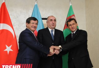 Главы МИД Азербайджана, Турции и Туркменистана приняли Бакинскую декларацию (ФОТО)