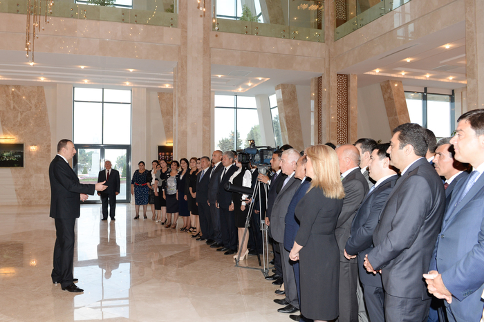 Prezident İlham Əliyev Neftçalada Heydər Əliyev Mərkəzinin açılışında iştirak edib (FOTO)