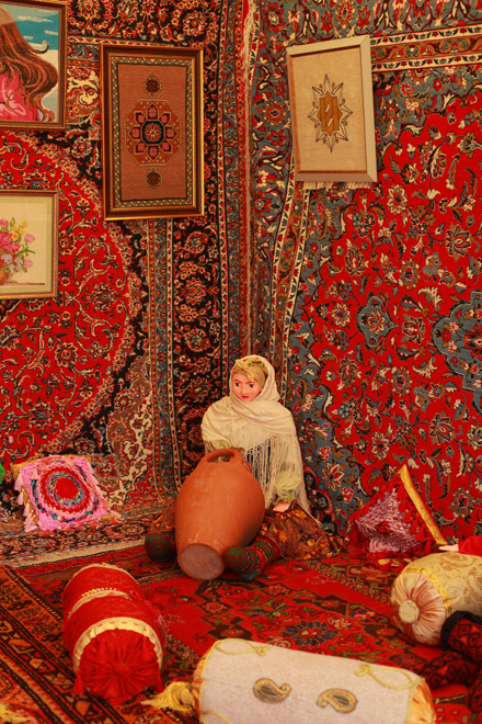 Первая леди Азербайджана приняла участие в церемонии открытия фестиваля "Гала" и III Международной выставки «От отходов к искусству» (ФОТО)