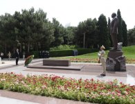 Президент Швейцарии почтил память общенационального лидера азербайджанского народа Гейдара Алиева