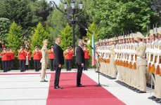 В Баку состоялась официальная церемония встречи Президента Швейцарии (ФОТО)
