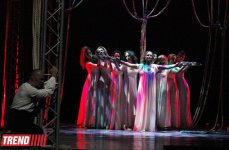 Театр Рыбникова представил в Баку потрясающую рок-оперу "Юнона и Авось" (ФОТО)