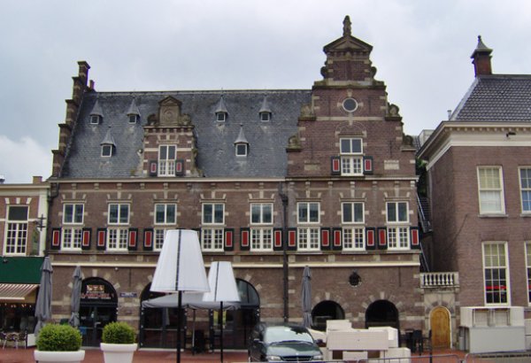В муниципалитет бельгийского Алмело направлены письма протеста в связи с памятником т.н. "армянскому геноциду"