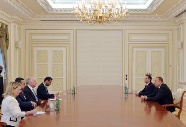 Президент Азербайджана принял члена парламента Великобритании