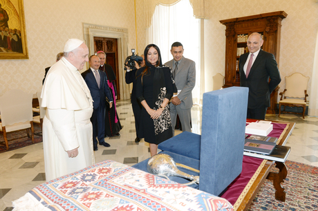 Azerbaijan’s First Lady meets with Pope Francis (PHOTOS)