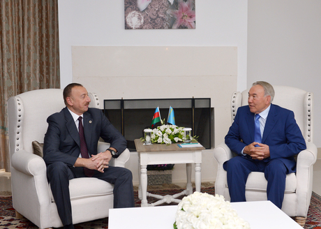 Prezident İlham Əliyevin Qazaxıstan Prezidenti Nursultan Nazarbayev ilə görüşü olub (FOTO)