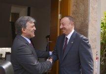Prezident İlham Əliyev Türkiyə Prezidenti Abdullah Gül ilə görüşüb (FOTO)