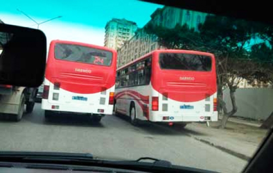 Водитель автобуса в Баку арестован за автохулиганство