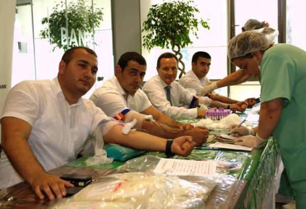 Банк "Никойл" провел в Азербайджане ряд благотворительных акций (ФОТО)