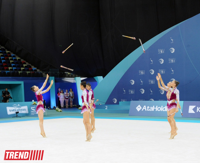 Российские гимнастки лидируют в командных соревнованиях на ЧЕ в Баку (ФОТО)