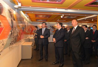 Президент Ильхам Алиев и председатель Еврокомиссии Жозе Мануэл Баррозу  побывали на Сангачальском терминале (ФОТО)