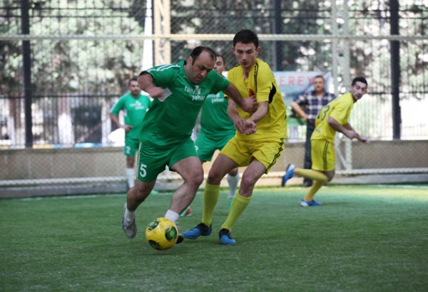 İqtisadiyyat və Sənaye Nazirliyinin qurumları arasında keçirilən mini-futbol turniri başa çatıb (FOTO)